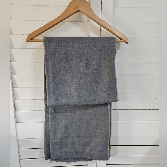 Two  pieces of Wool & Cotton fabric - Picture 2 of 4